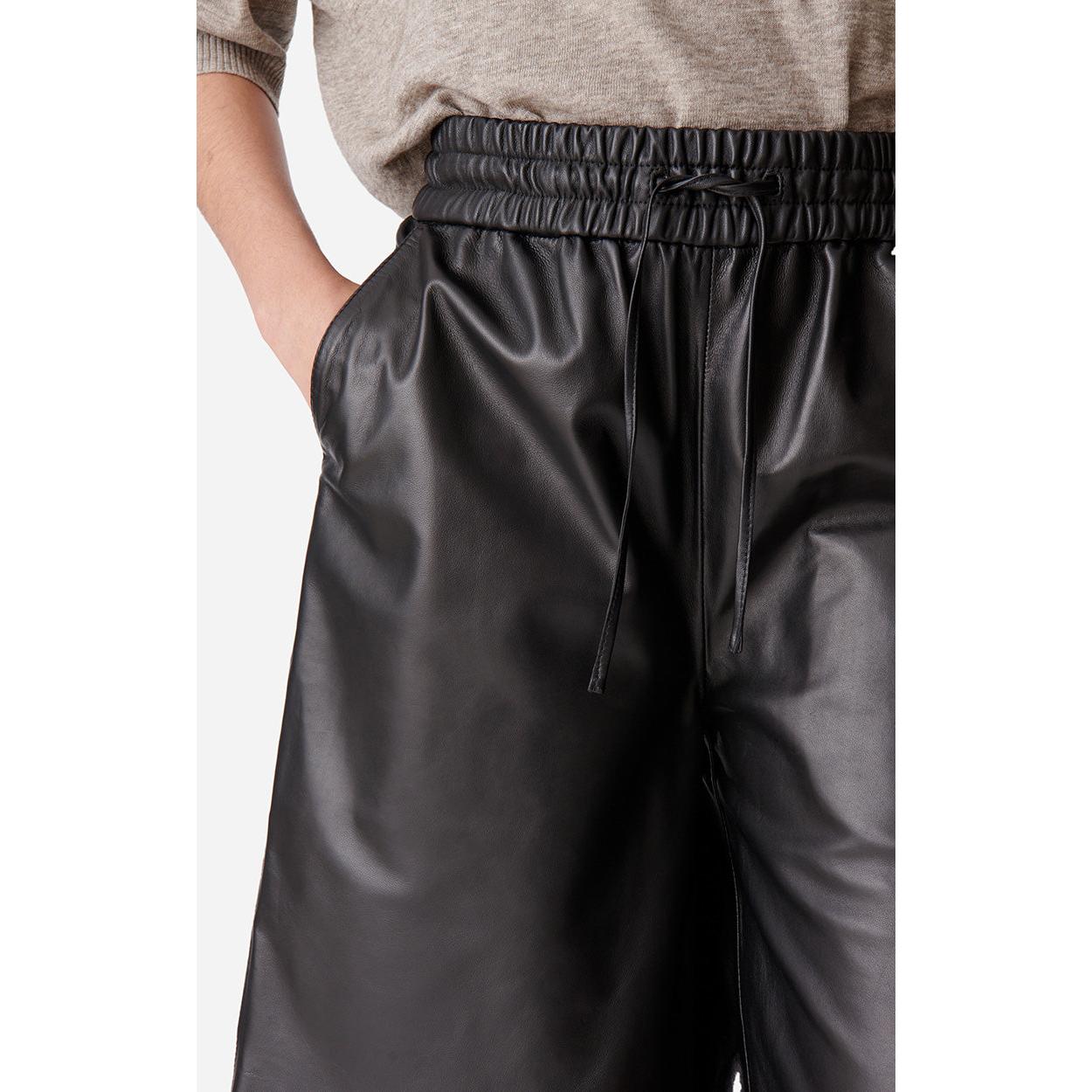 Damon Shorts - Black