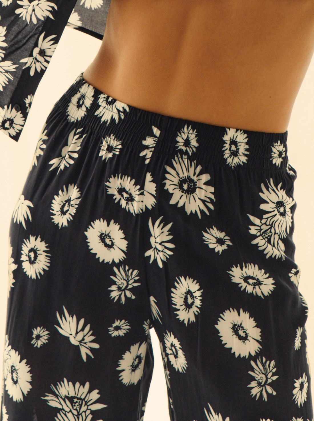 Pantalón Margaritas Blanco