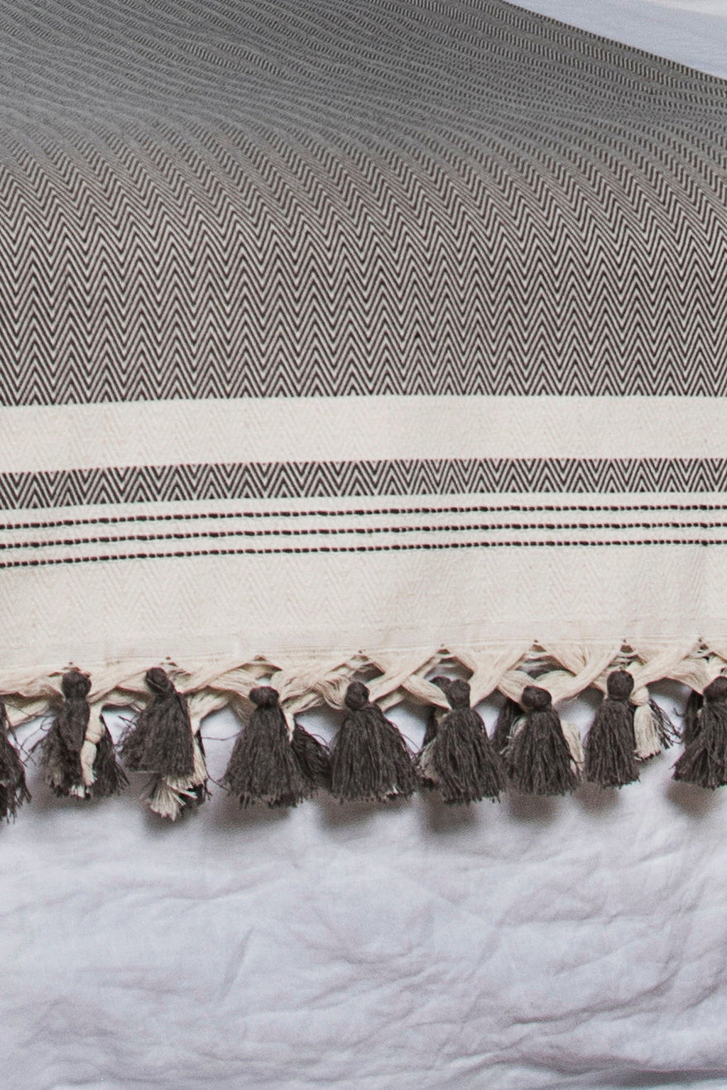 Ivan - Throw - Cotton - Taupe