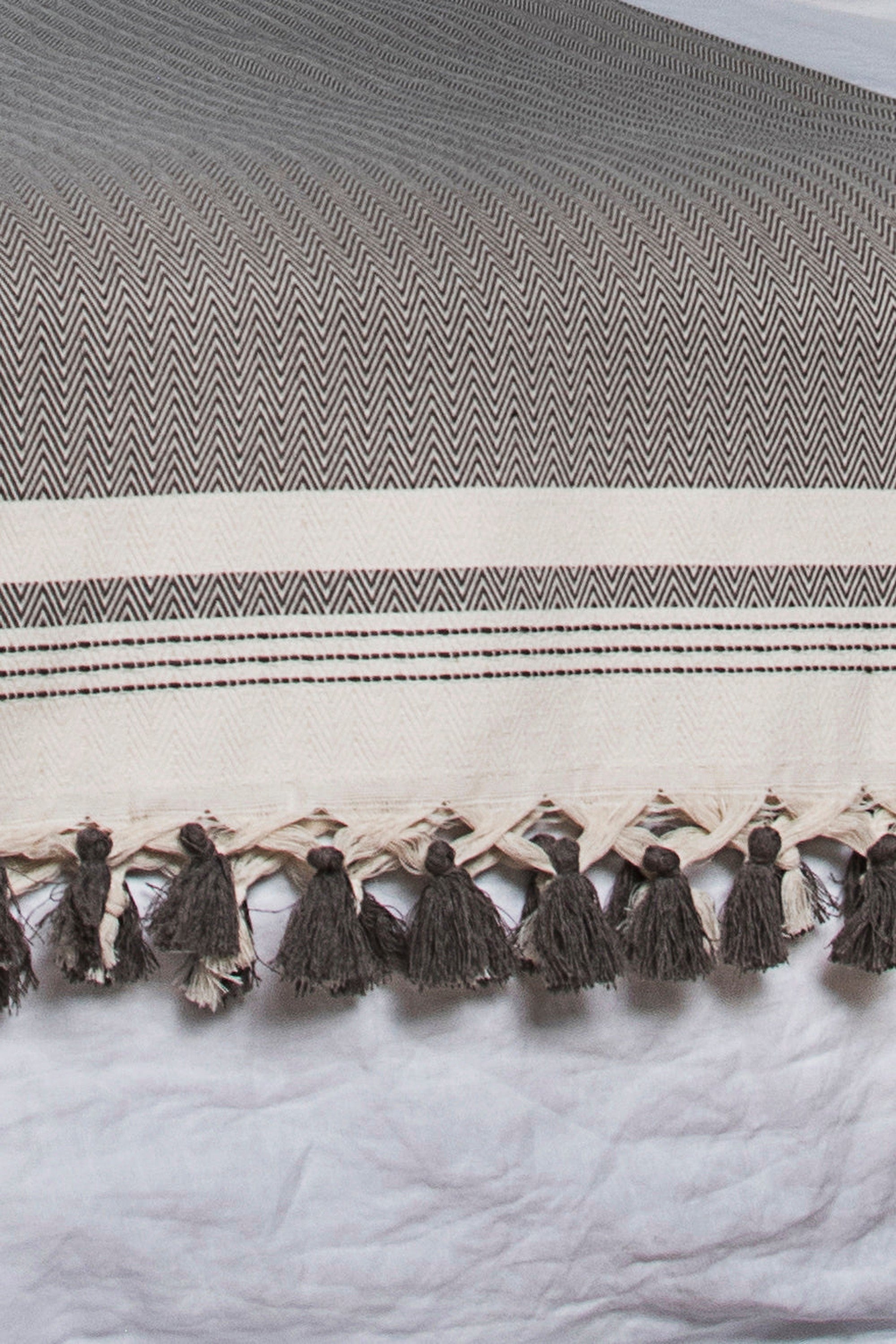 Ivan - Throw - Cotton - Taupe