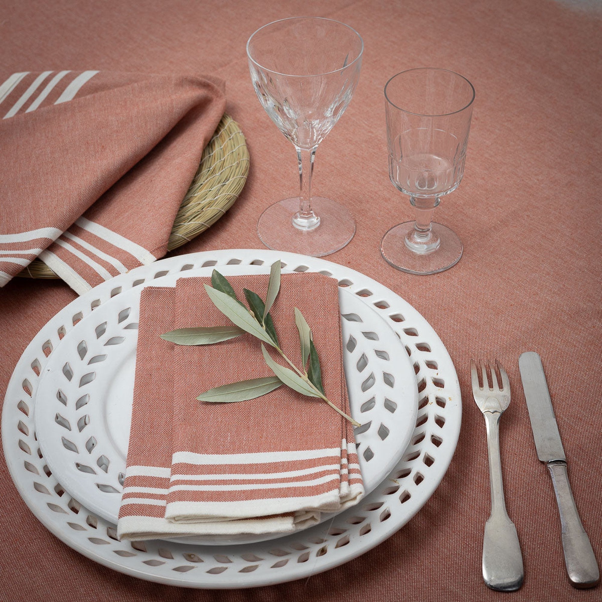 Mahdia - Mantel + 4 Servilletas - Tomette Rojo
