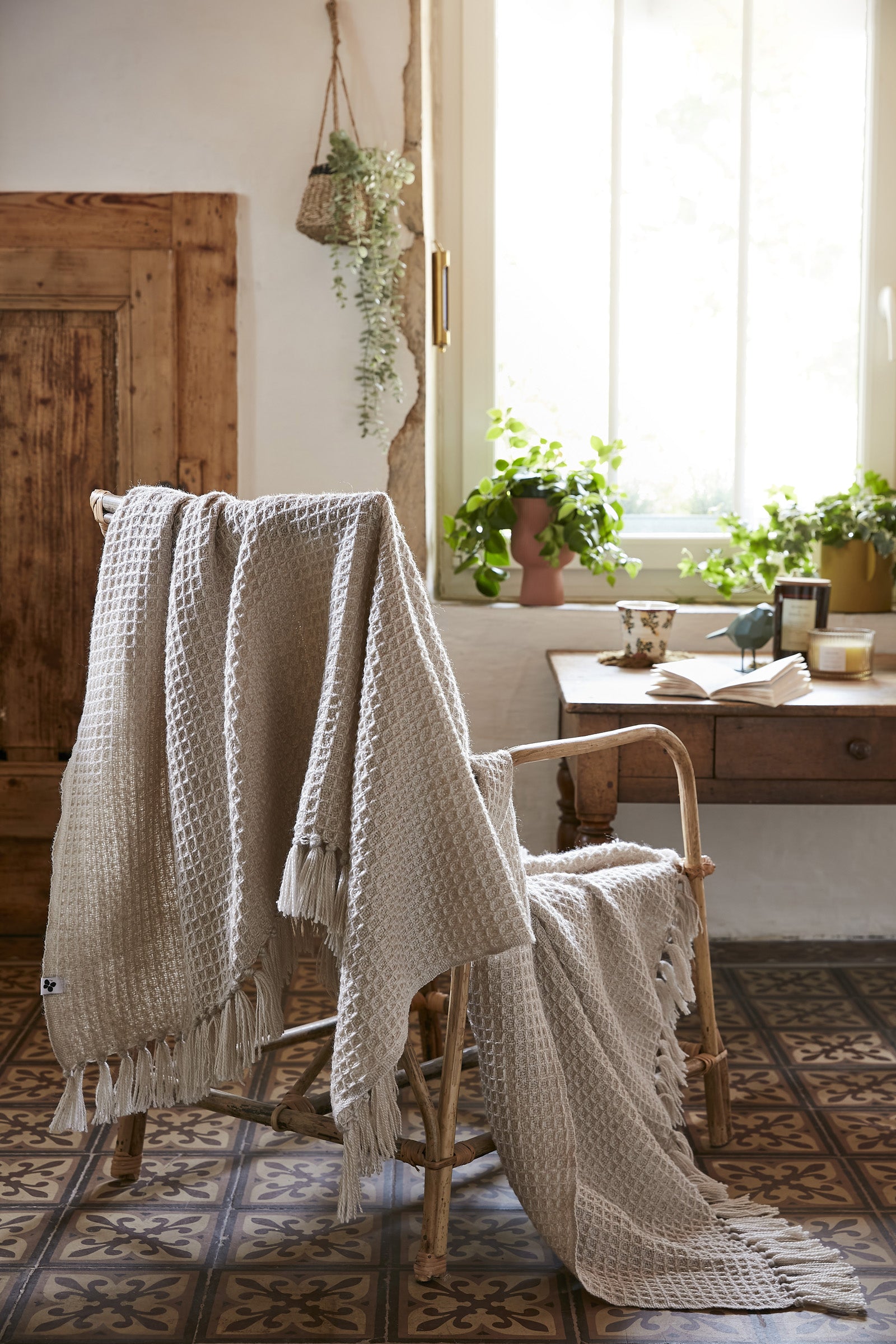 Gabin - Plaid Con Flecos - Reciclado - Pampa
