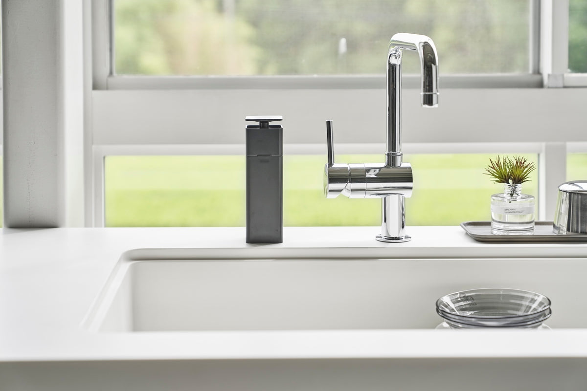 Soap Dispenser with Pump - Tower - Black