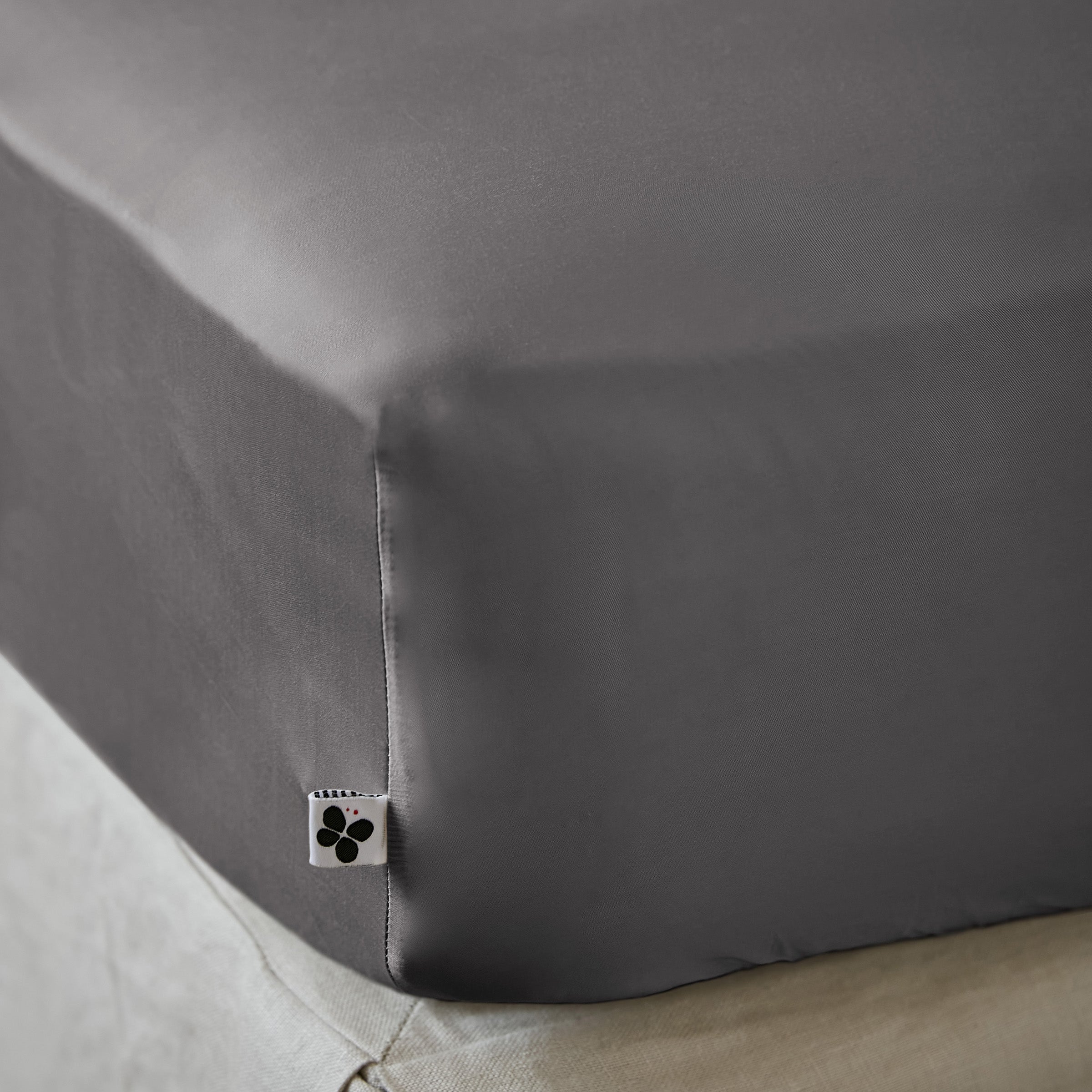 Fitted Sheet - Bamboo Viscose - Salomé - Granite