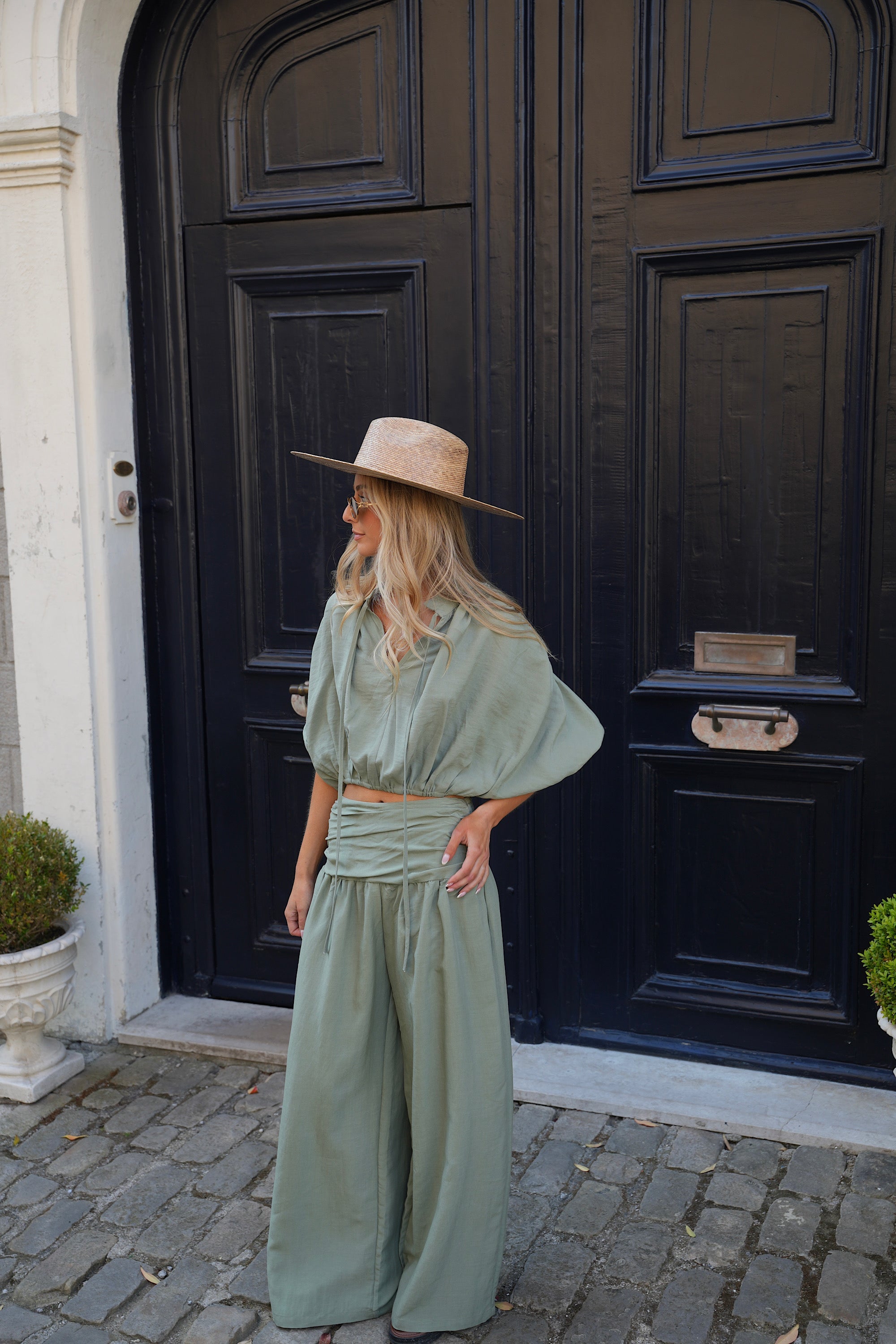 Blusa corta Ugo - Caqui