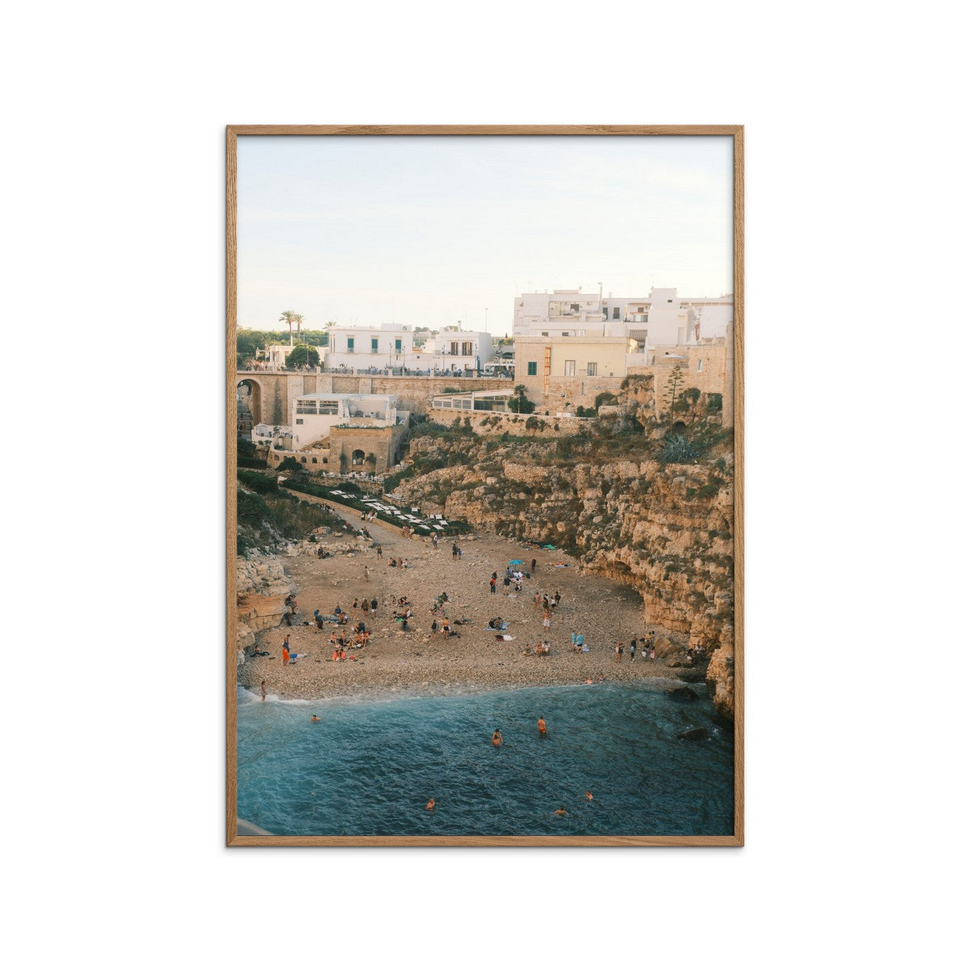 Outofalexcam - Adriatic Crowd
