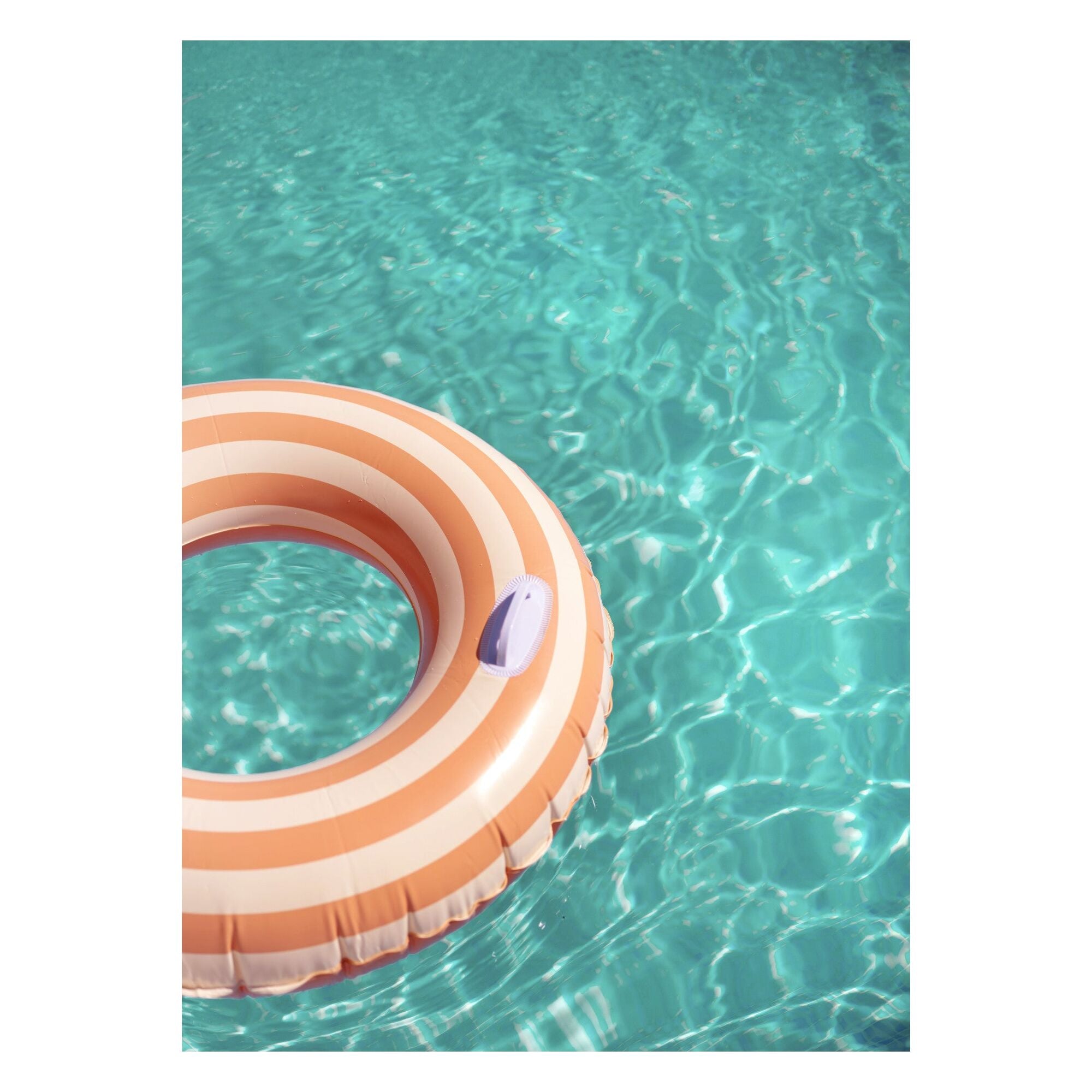 Raisa Zwart - Peach Fuzz Swimming Pool Fun