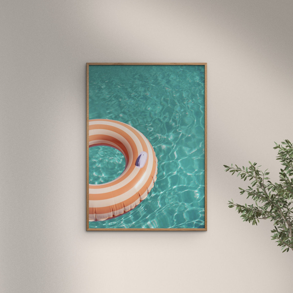 Raisa Zwart - Peach Fuzz Swimming Pool Fun