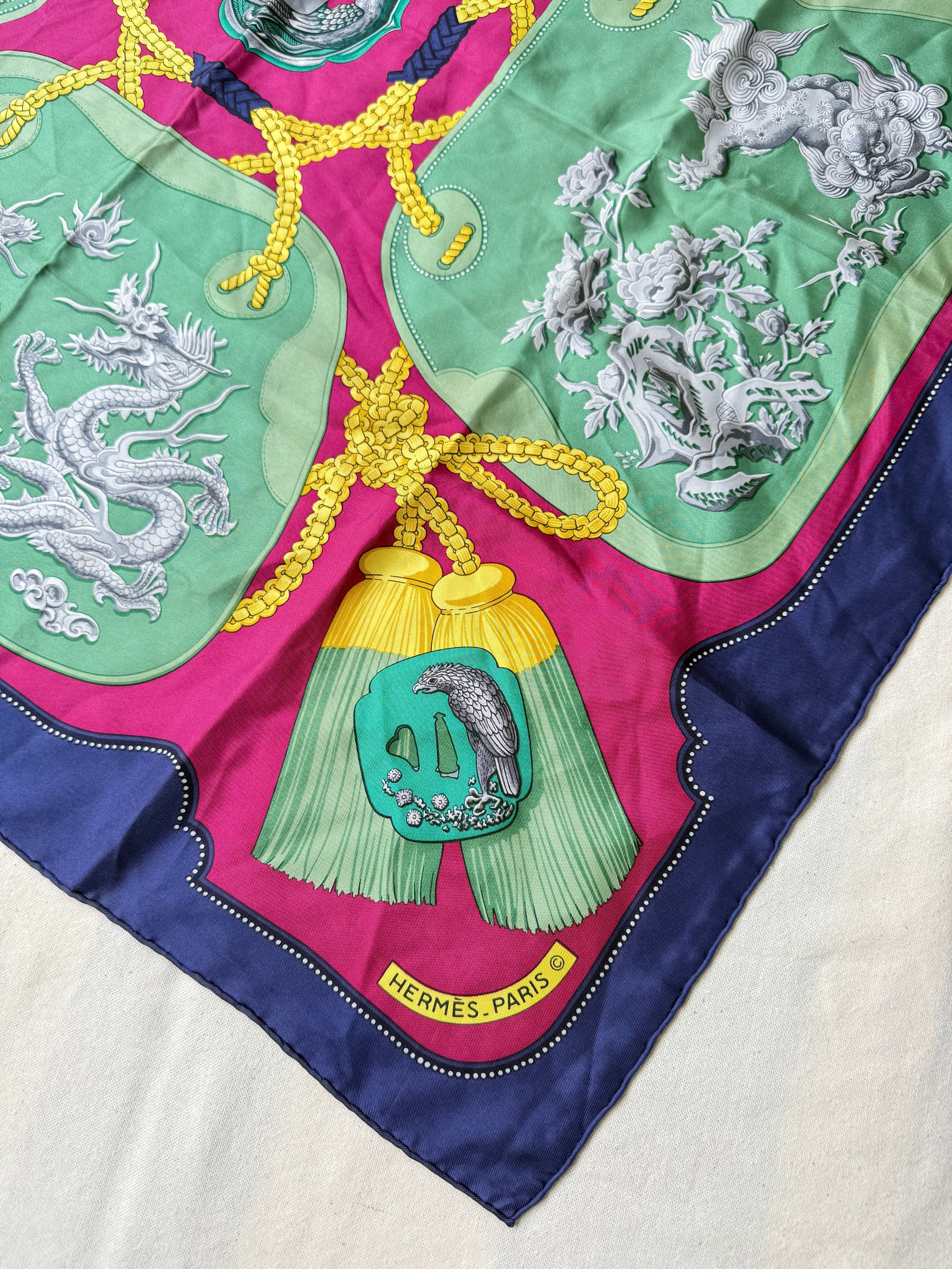 Hermès - Scarf - Tsubas model