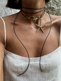 Collier Izan