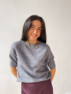 Camiseta de punto gris
