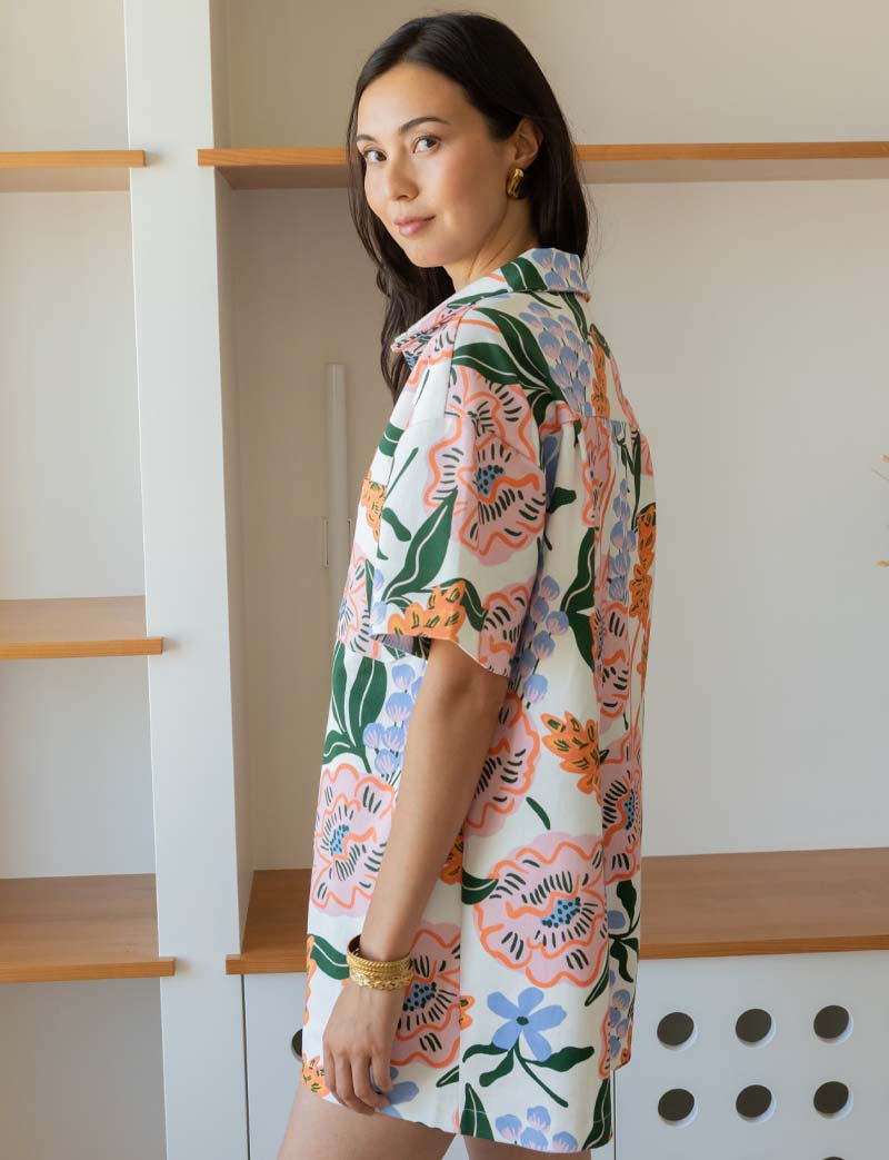 Weißer Jumpsuit Laga mit Blumenmuster