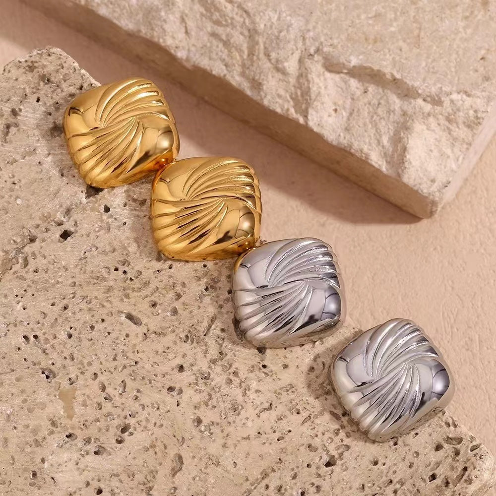 Pendientes Luna