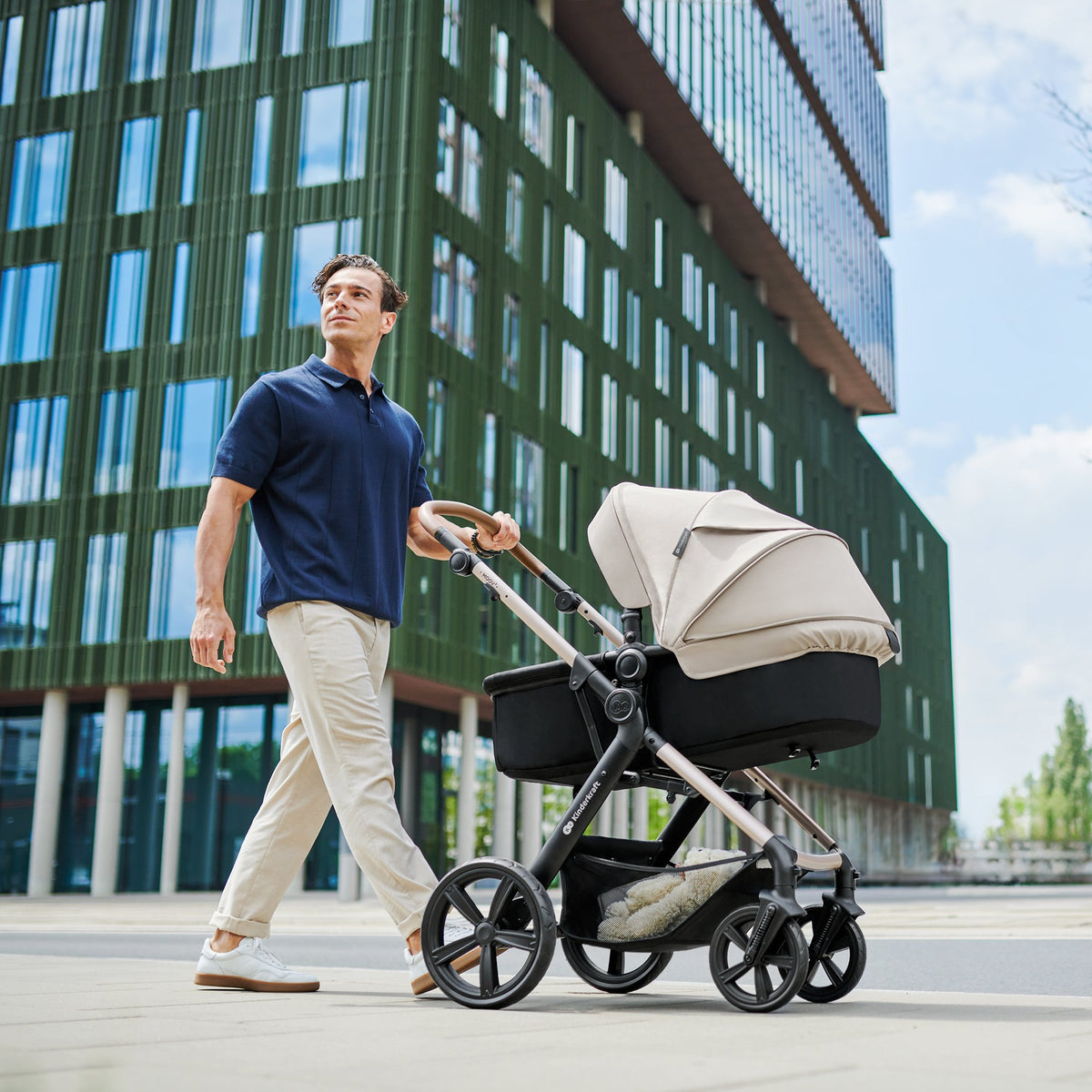 Moov 2 Air Grey Trio Pushchair