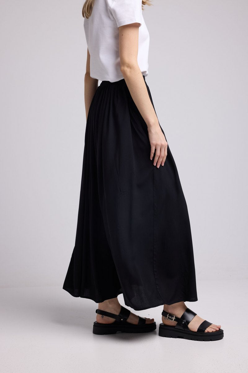 Long Skirt - Black