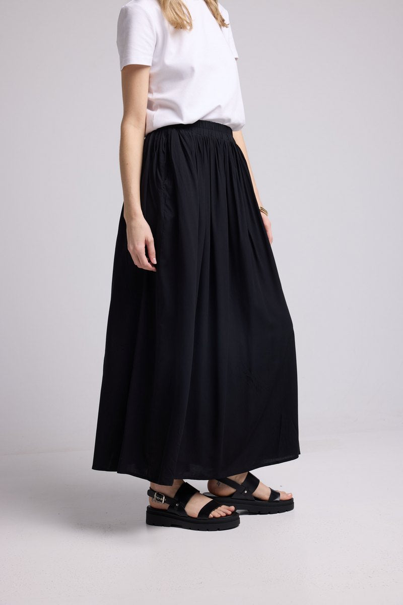 Long Skirt - Black