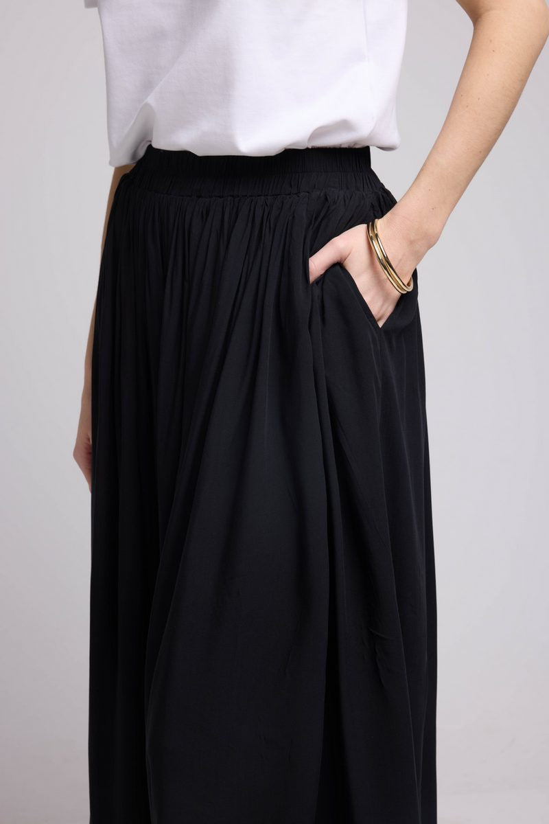 Long Skirt - Black