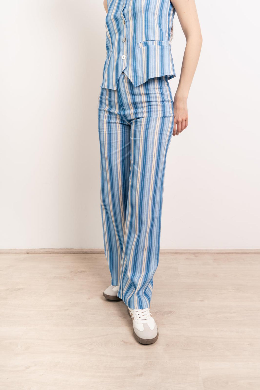 Ana Linen Trousers Blue