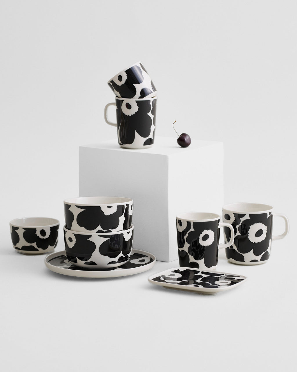 Mug Oiva / Unikko - 2,5 Dl