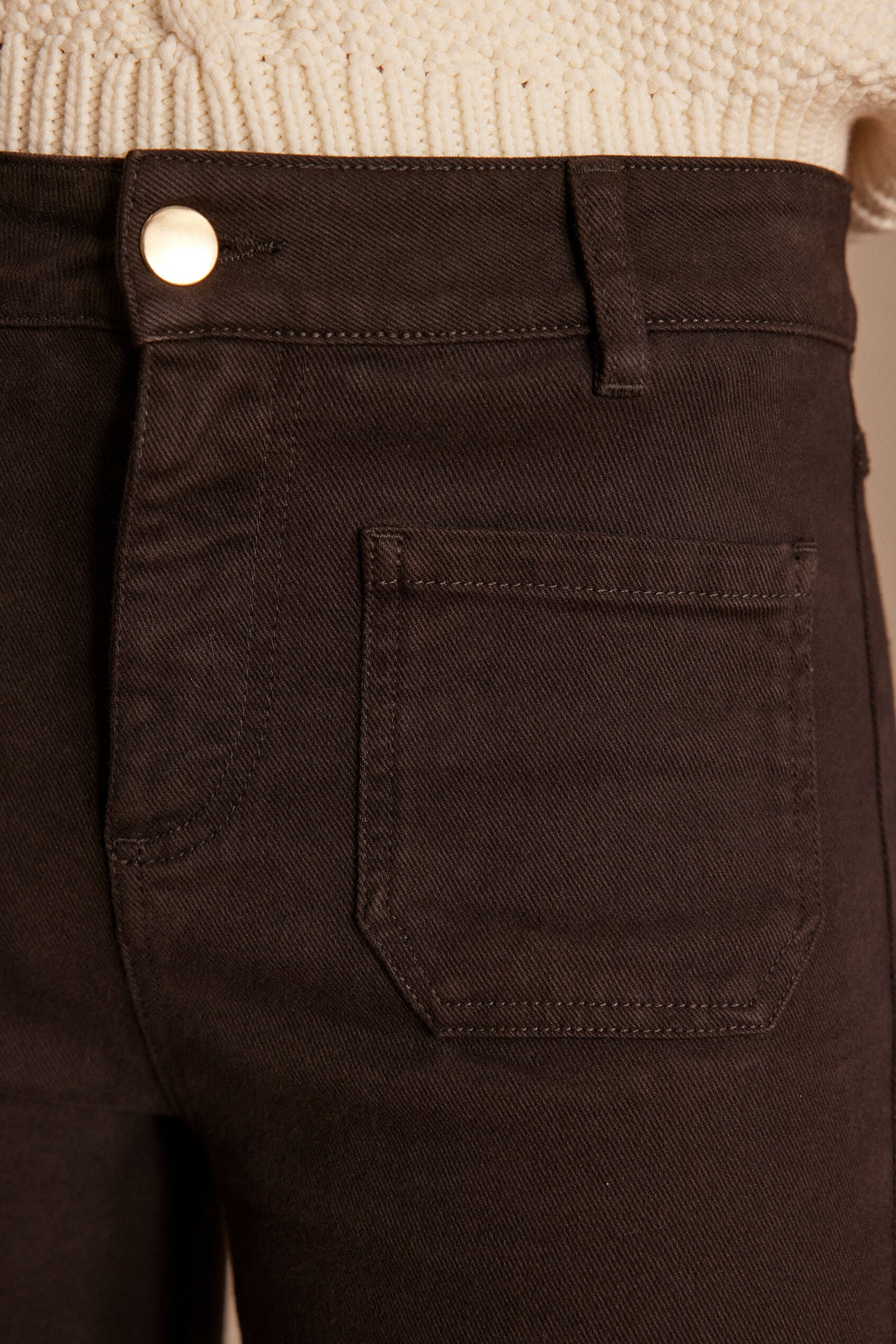 Pantalón Lola Flare Sobreteñido - Marrón Oscuro