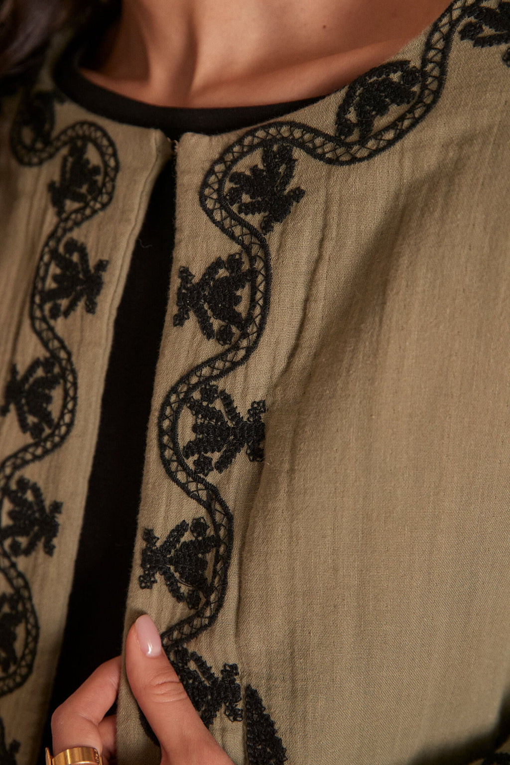 Embroidered Natalya Jacket - Leaf