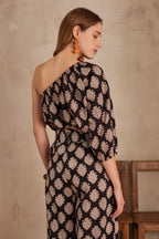 Blusa Choulder estampada - Negro
