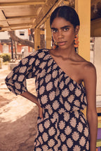 Blusa Choulder estampada - Negro