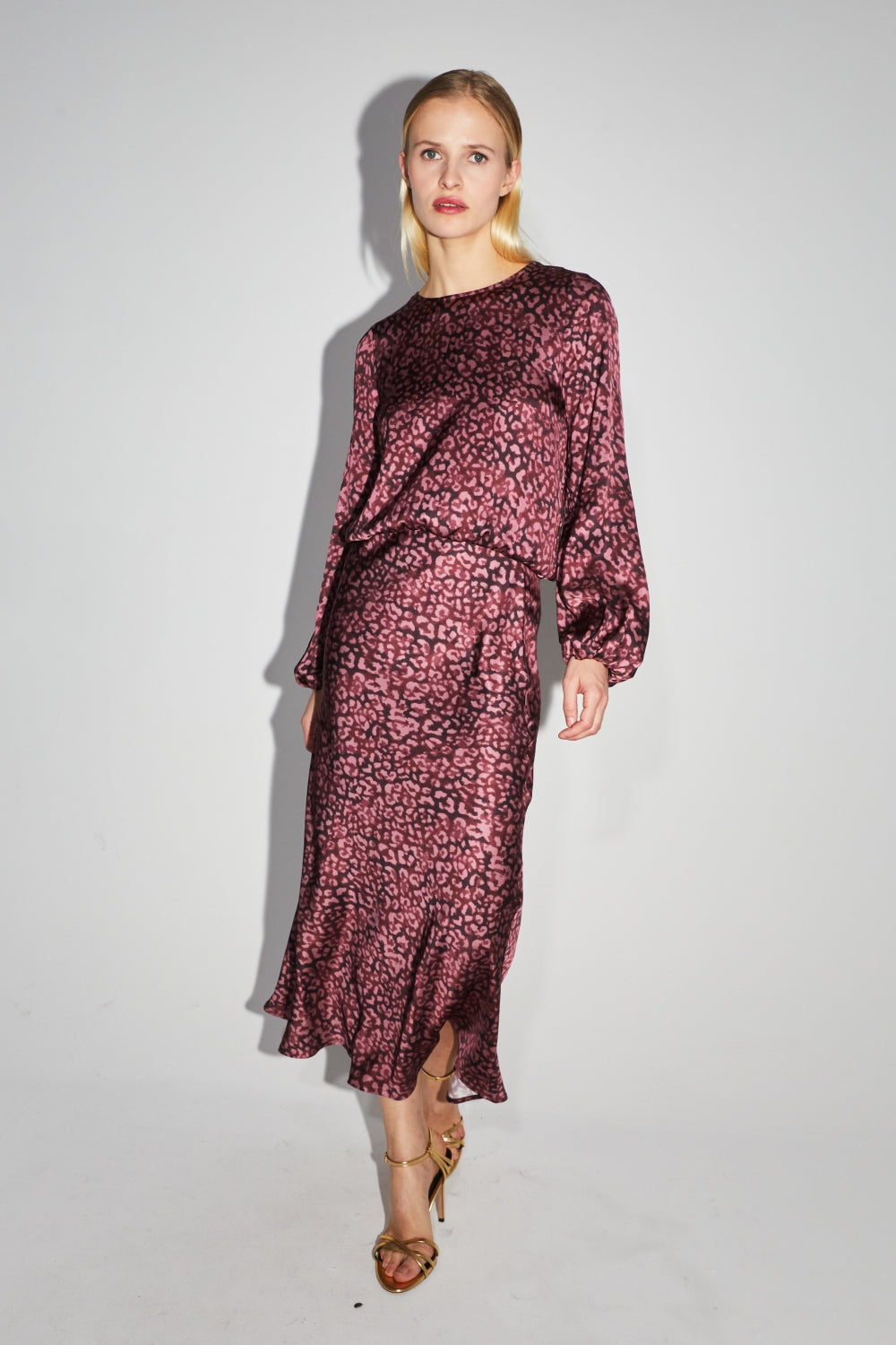 The Daisy Reversible Wrap-around Blouse Néoléo Bordeaux