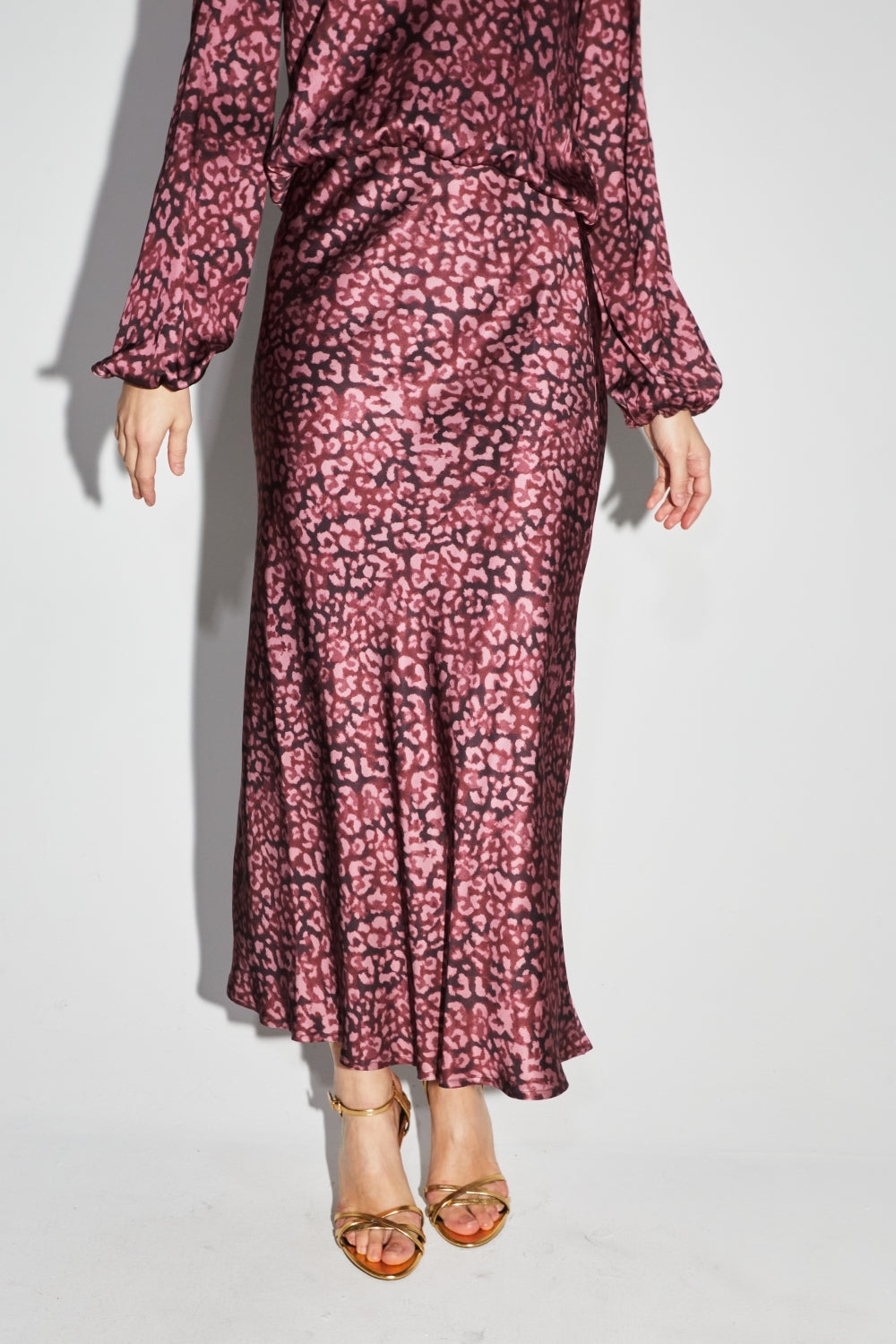 The Daisy Reversible Wrap-around Blouse Néoléo Bordeaux