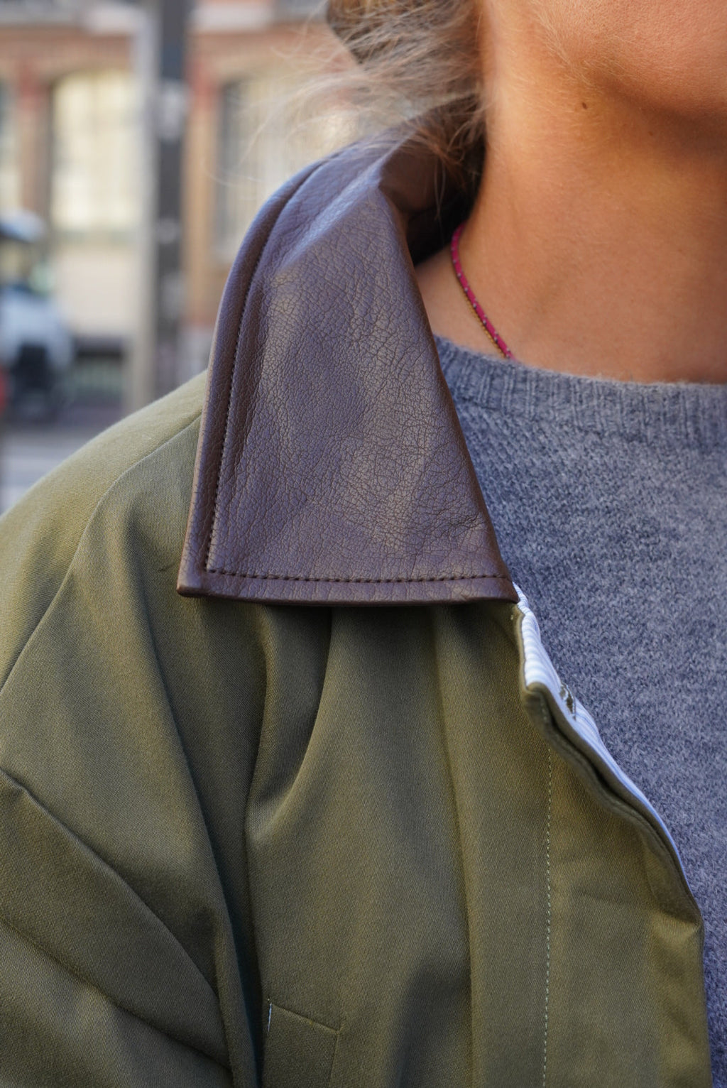 Veste Mi-Longue Constance Kaki
