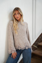Pull Brodé Claire - Taupe