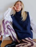 Granatowy sweter Zary