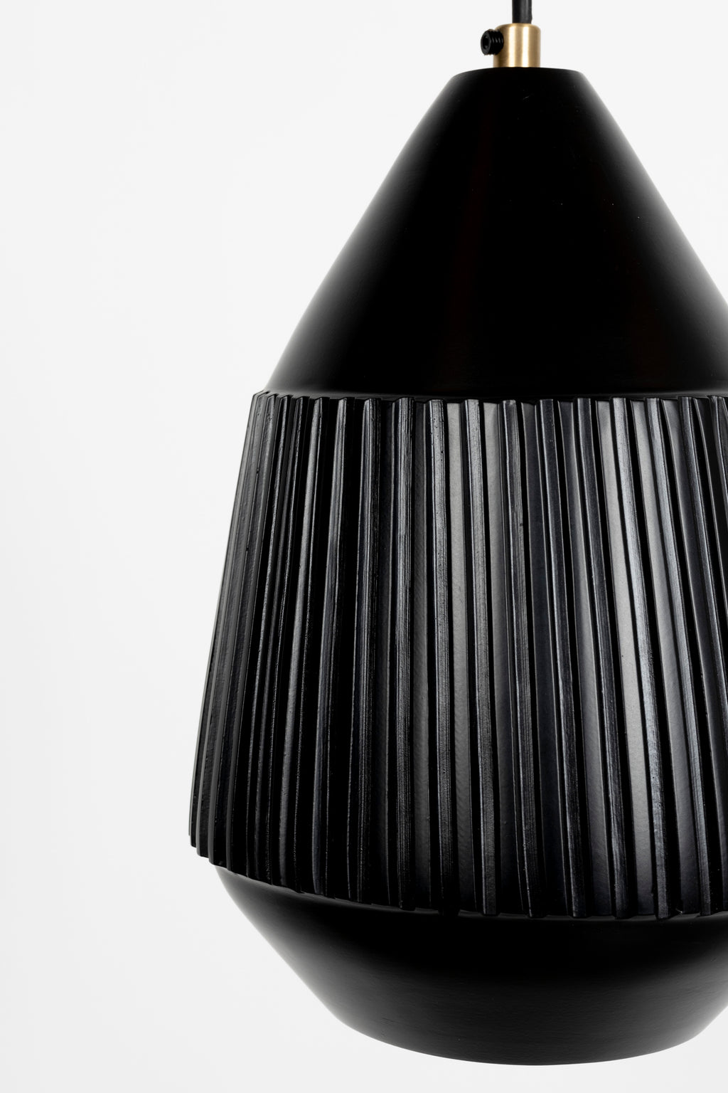 Aysa Haute - Pendant Lamp - Aluminum - Black