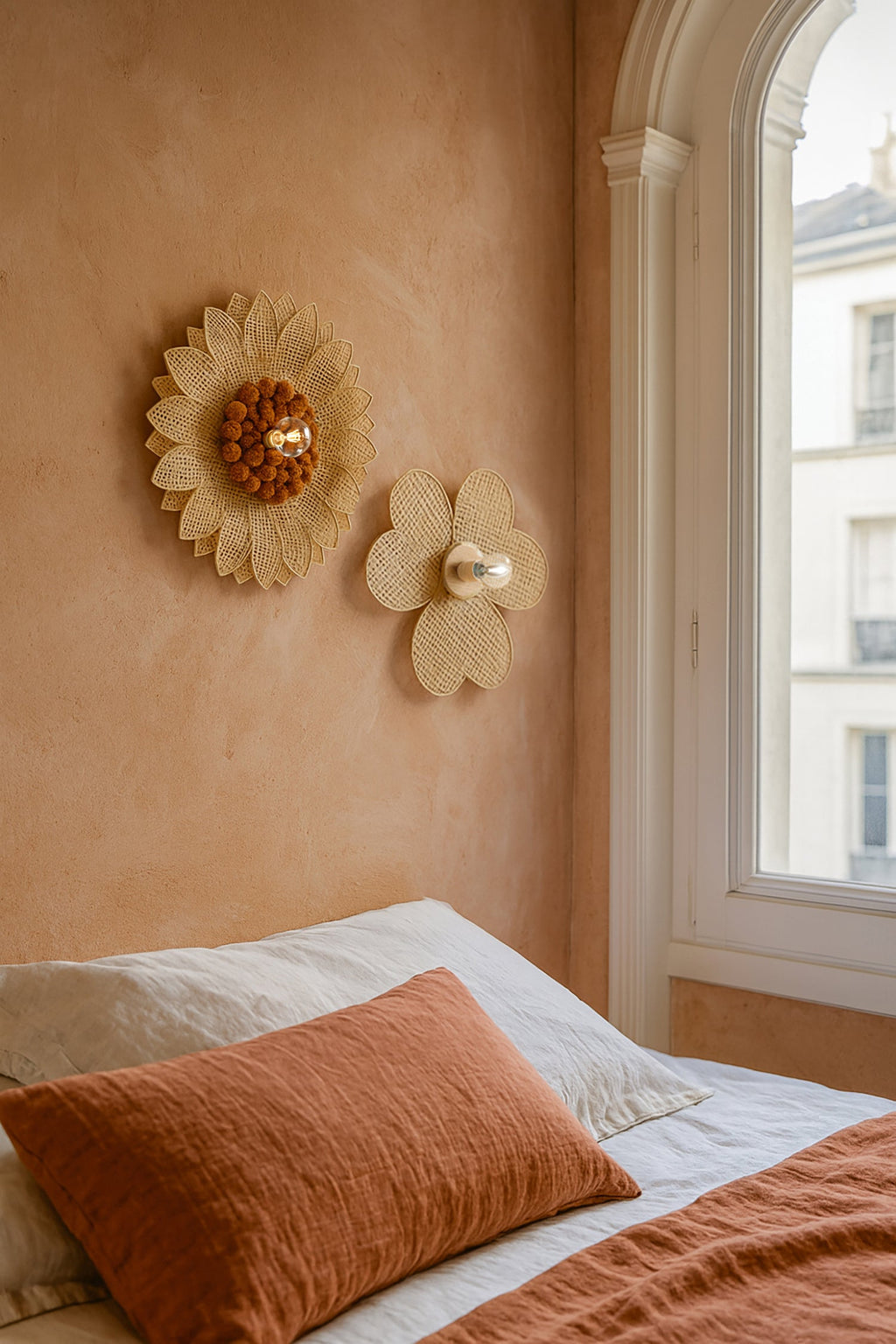 Daisy Wall Lamp - Natural Bamboo
