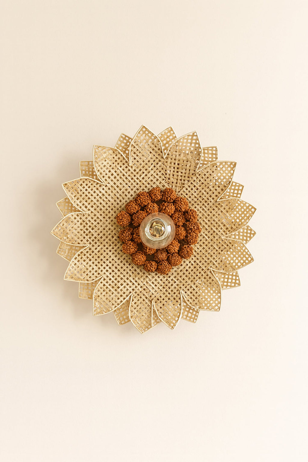 Daisy Wall Lamp - Natural Bamboo