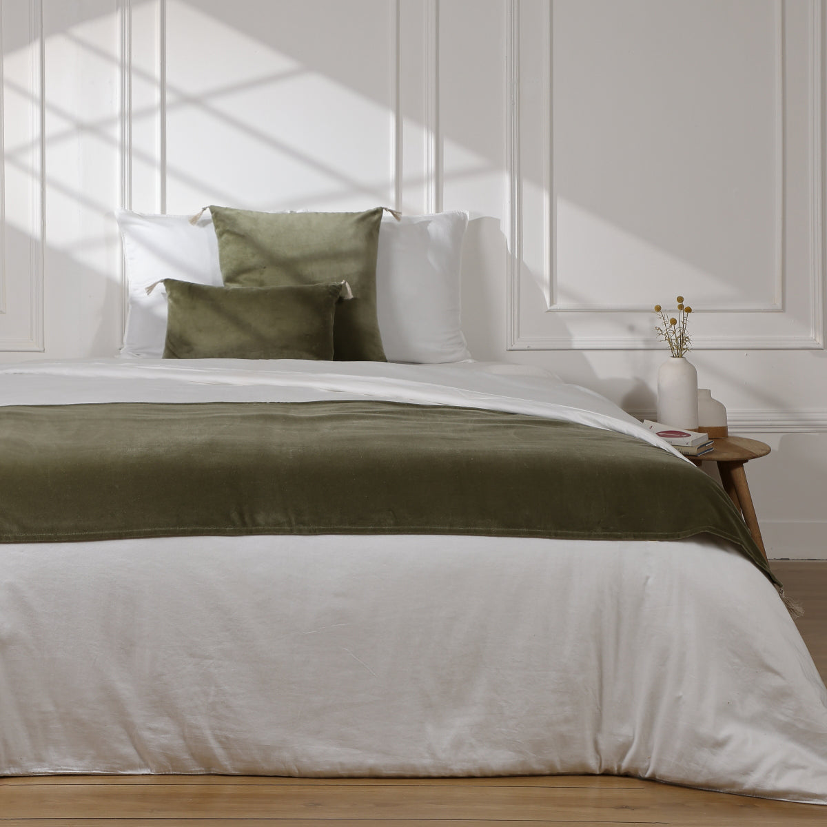 Danube - Bed Runner - Cotton Velvet - Khaki Green