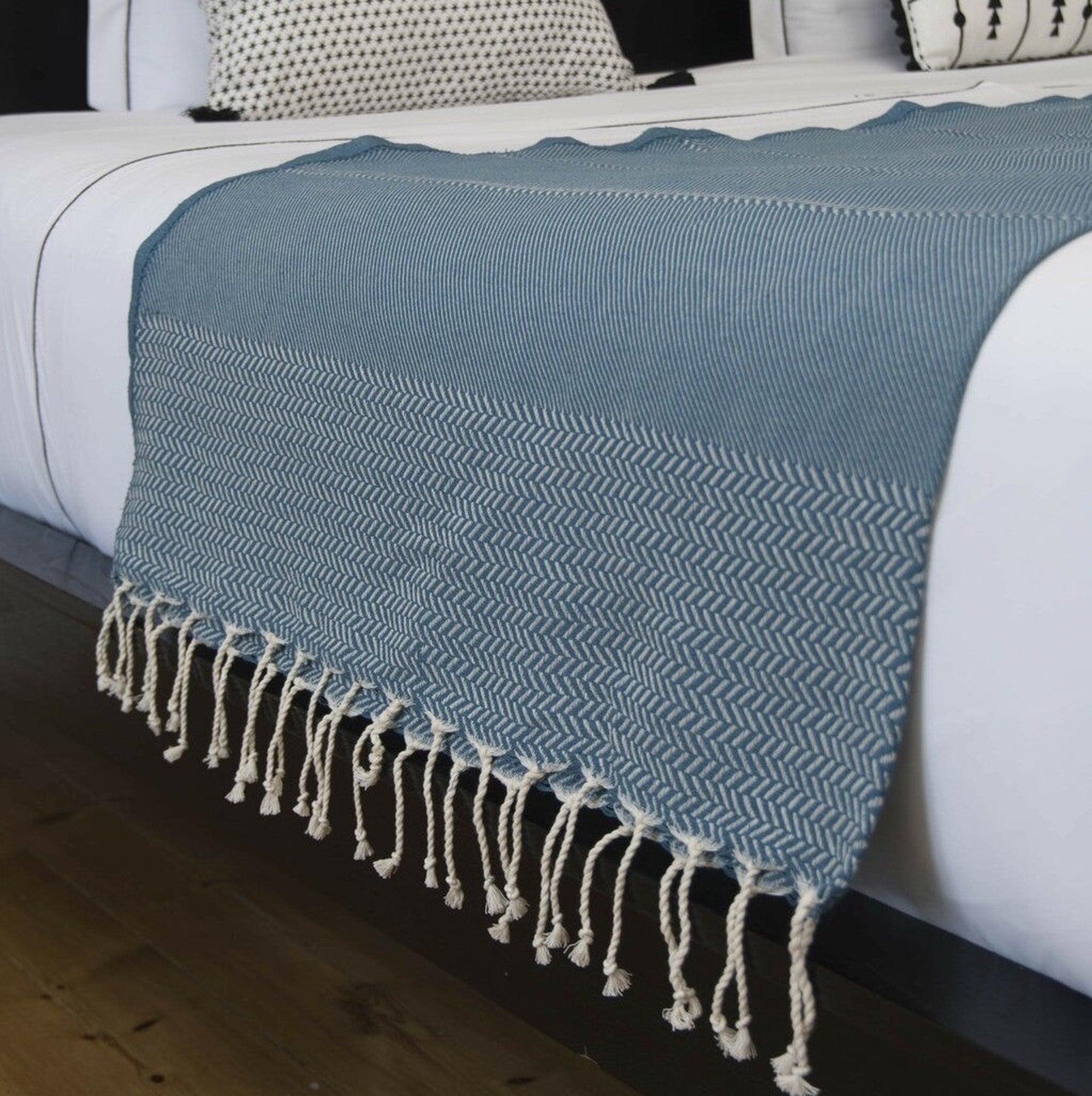 Oslo - Throw - Cotton - Petrol Blue