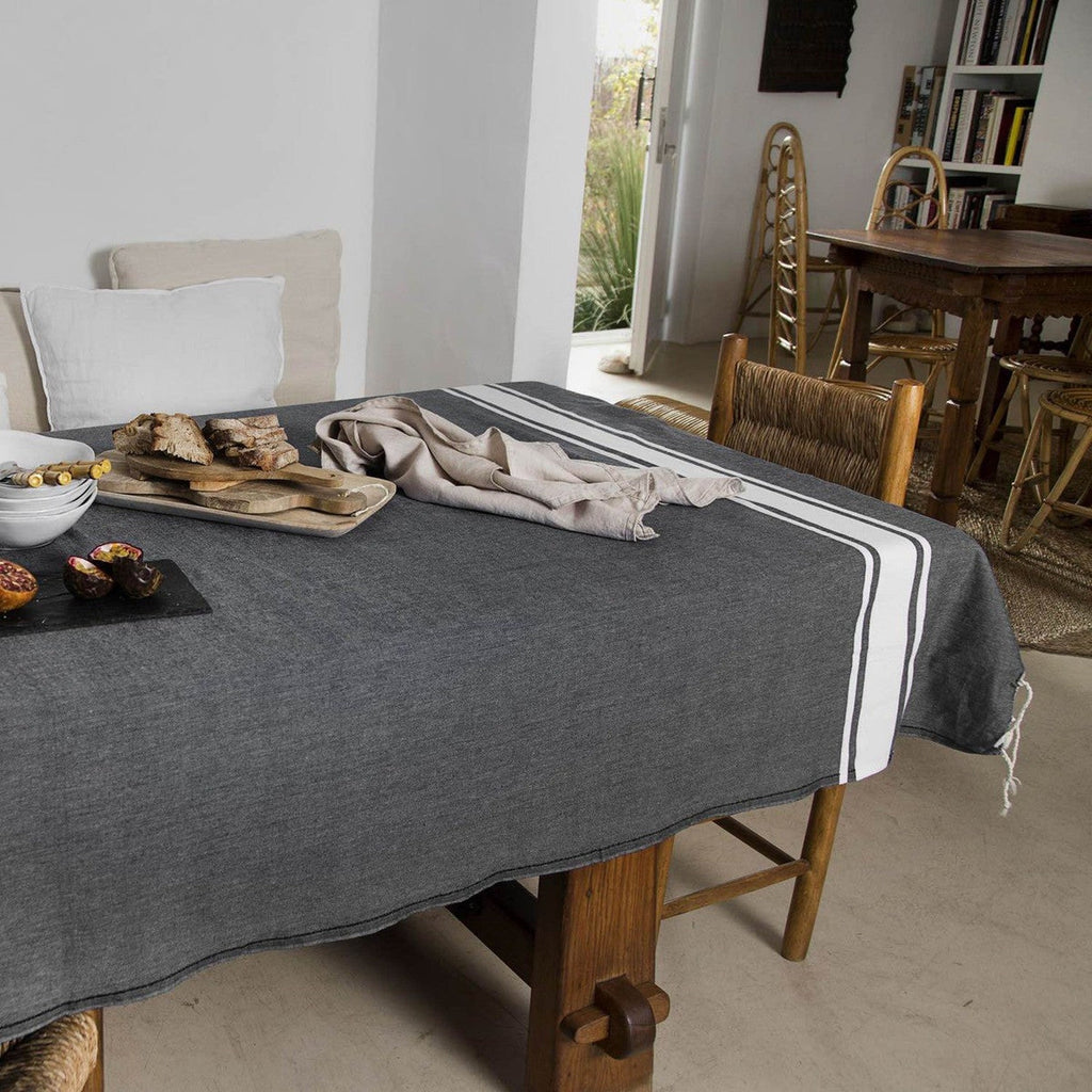 St Tropez - Mantel - Negro
