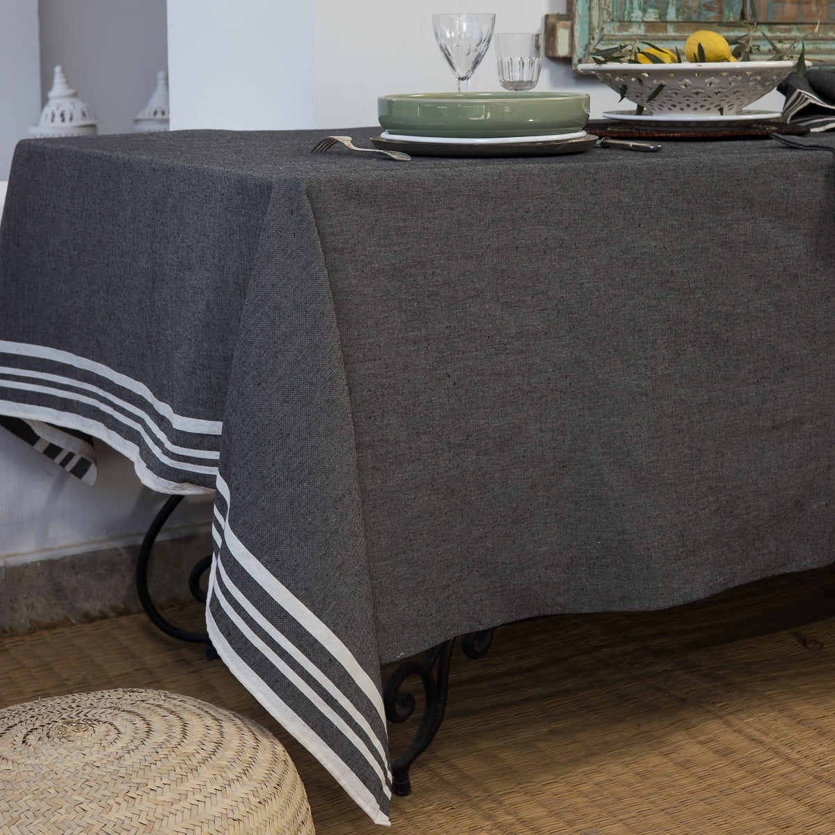 Mahdia - Nappe + 4 Serviettes - Noir