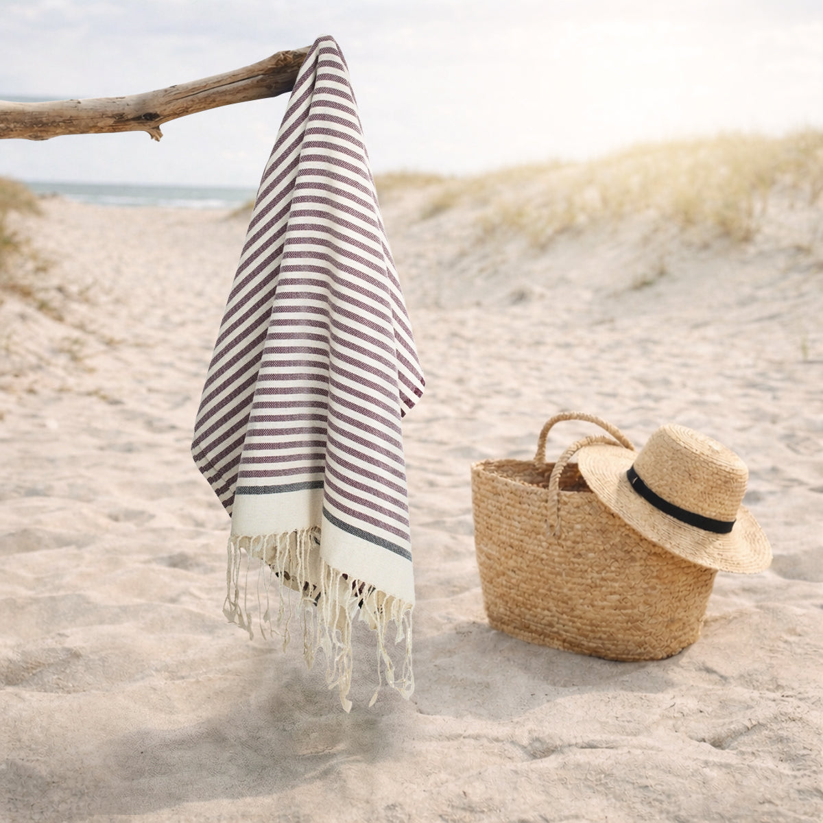Biarritz - Fouta - Ciruela/Negro