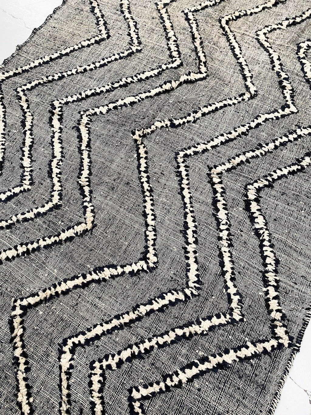 Marokański kilim berberyjski 2,75 x 1,86 m