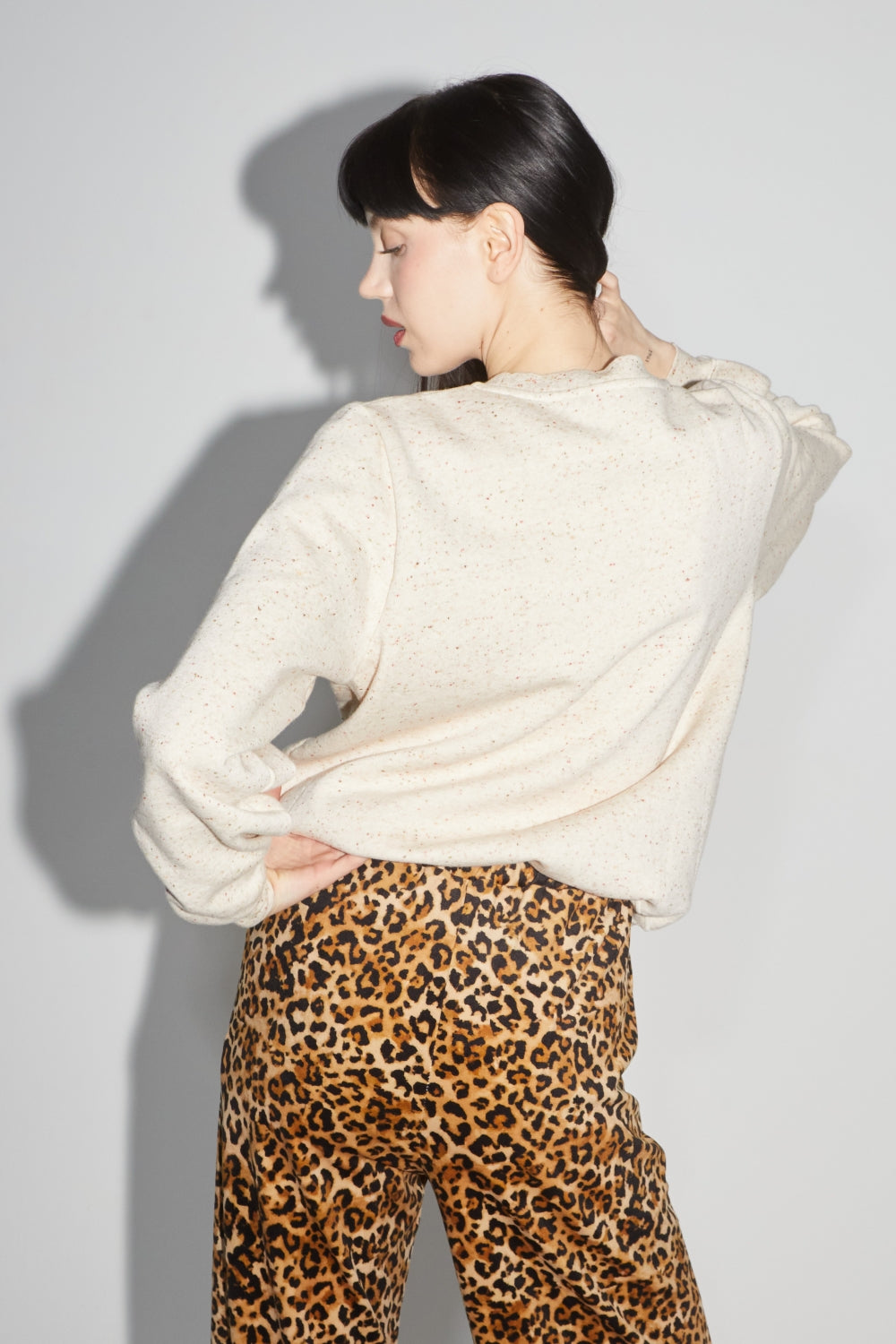 The Eddie Leo Embroidery Sweatshirt Beige