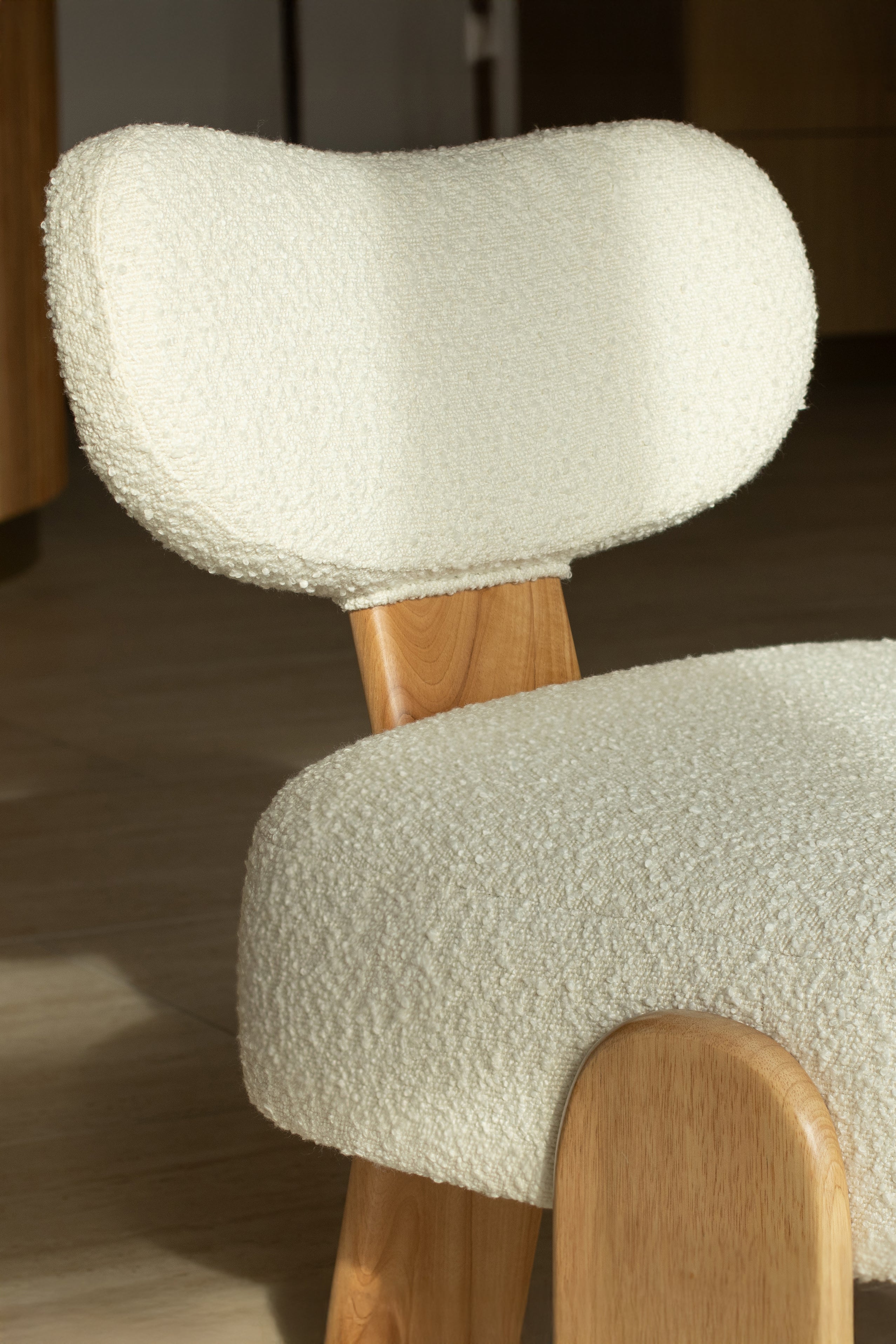 Sillón Hella - Tela Bouclette - Blanco