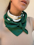 Foulard Hermès – Modèle Brides De Gala