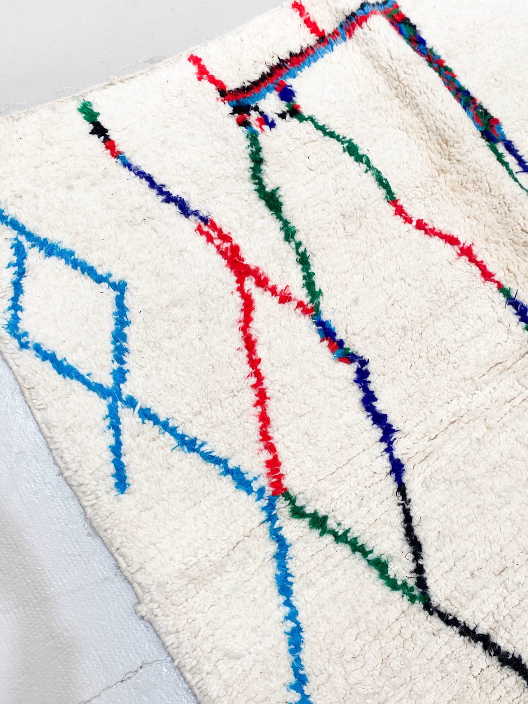 Moroccan Berber Azilal Rug 2.32 × 1.62 m