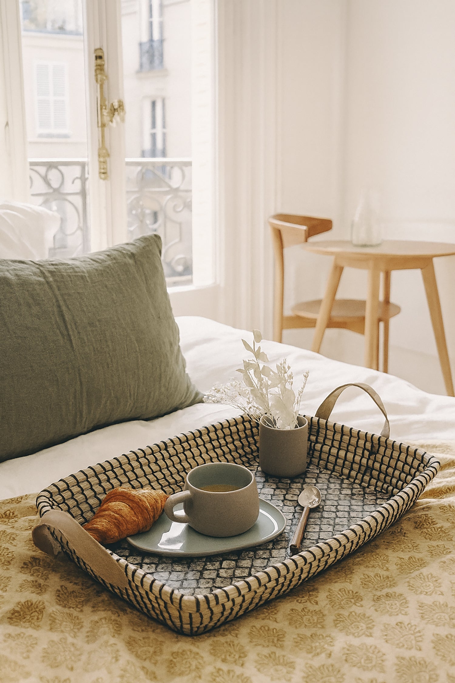 Kos Rectangular Tray In Seagrass And Shell