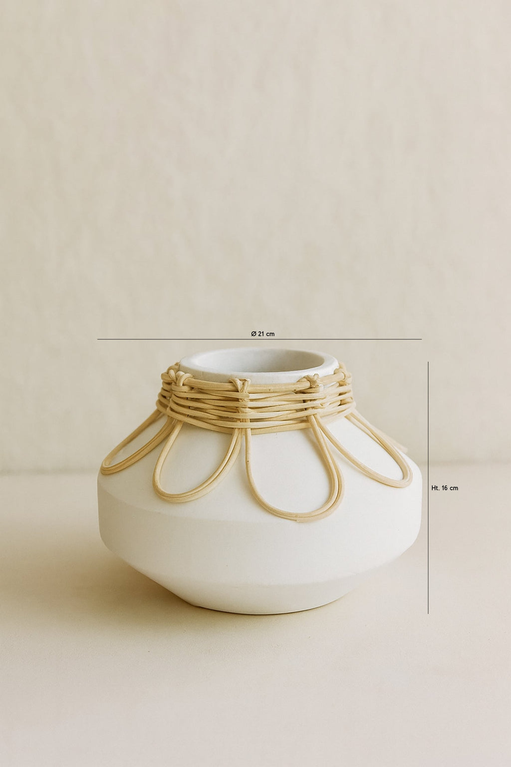Nour - Jarrón - Ratán/Hormigón - Blanco