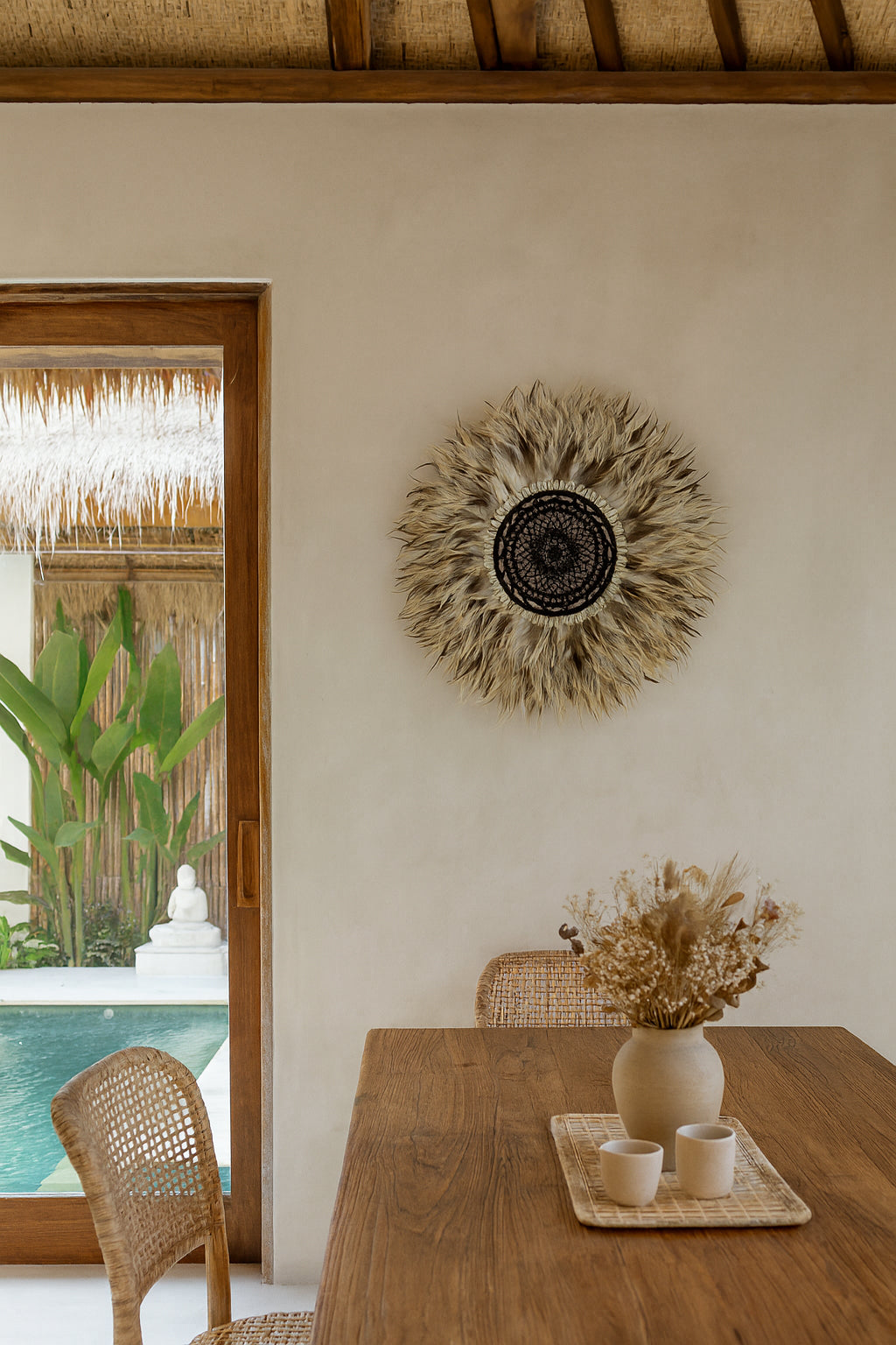 Decoración Kapau - Plumas Y Conchas De Gallo
