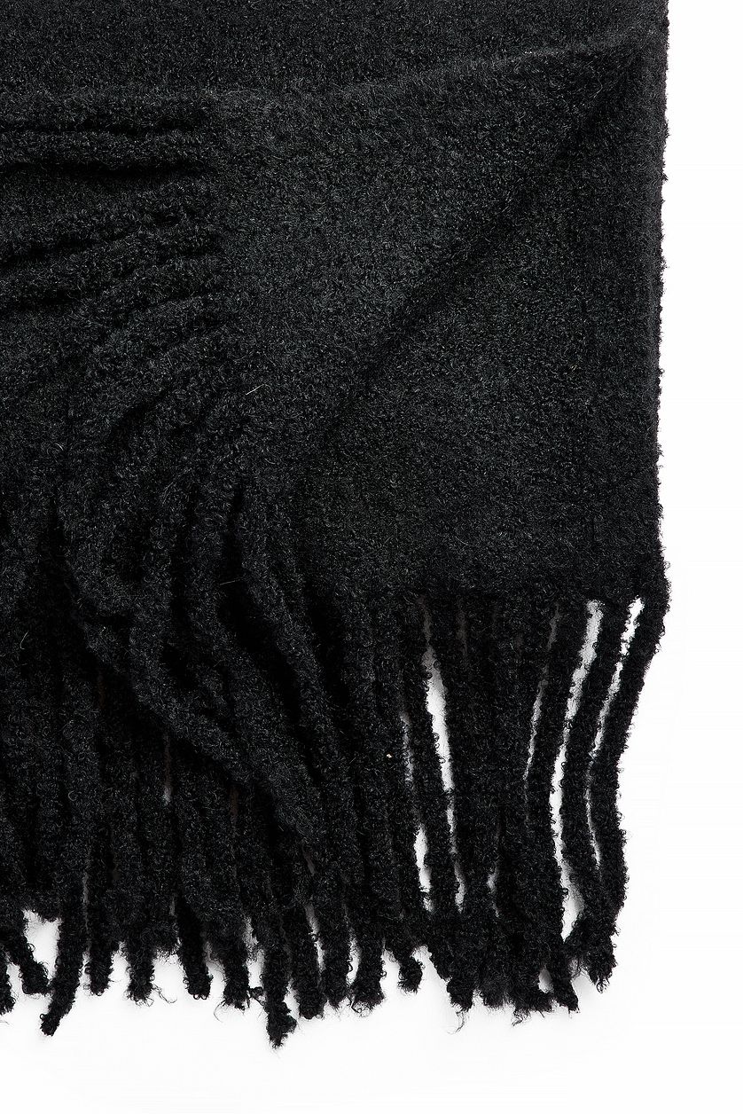 Knitted Scarf - Black