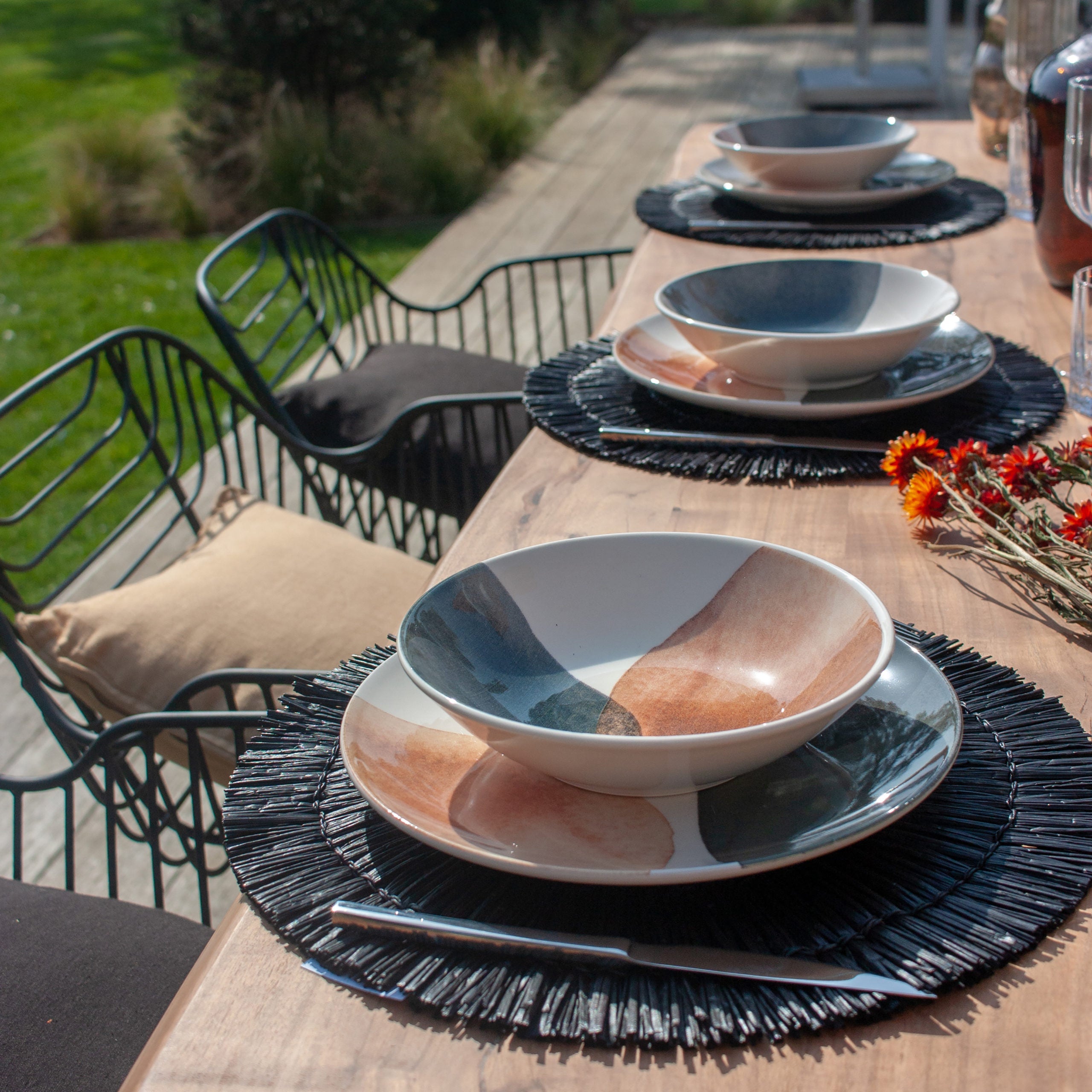 Paros - Set of 4 Round Placemats - Rattan - Black